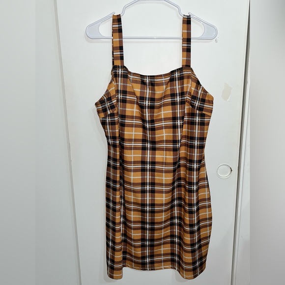 Plaid Bodycon Mini Dress - Picture 2 of 7